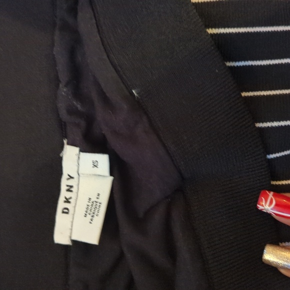 DKNY Striped skirt - Picture 2 of 3